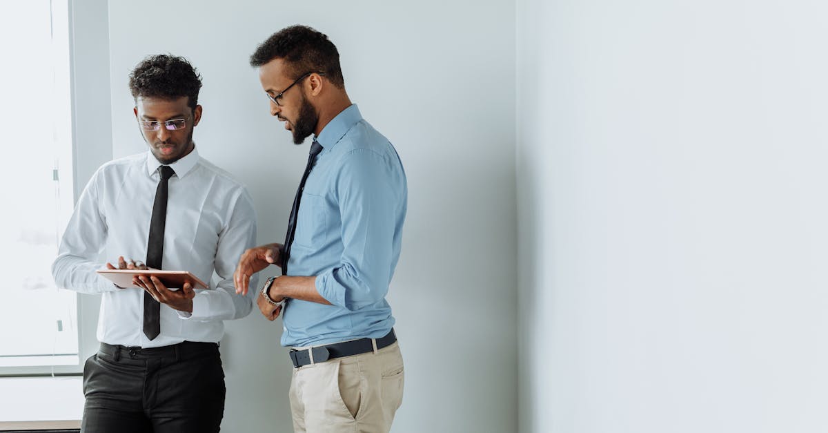 微信批发：新浪理财app详情下载教程