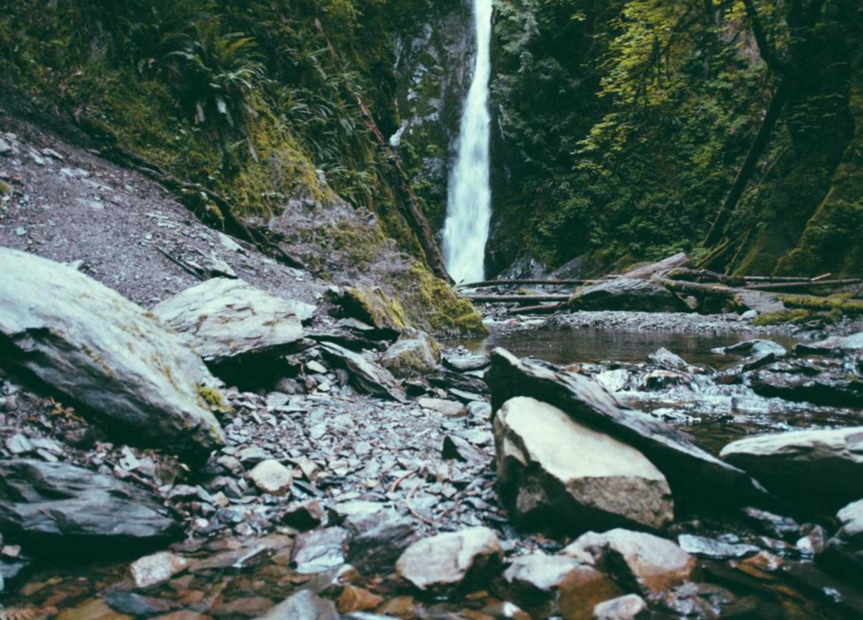 QQ实名账号：h5游戏平台app详情下载教程